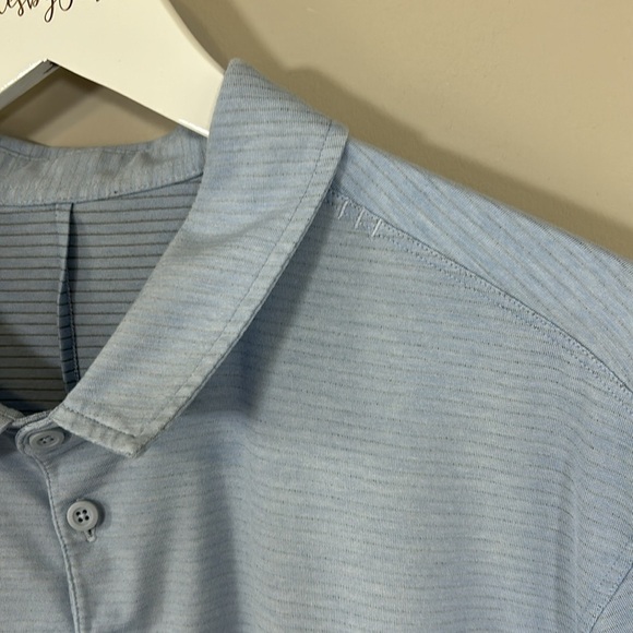 Lululemon Mens Evolution Short Sleeve Polo Shirt Pique Heathered Blue Linen - Picture 3 of 13